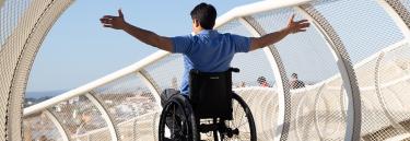 Küschall Champion 2.0 manual wheelchair black frame man on the bridge